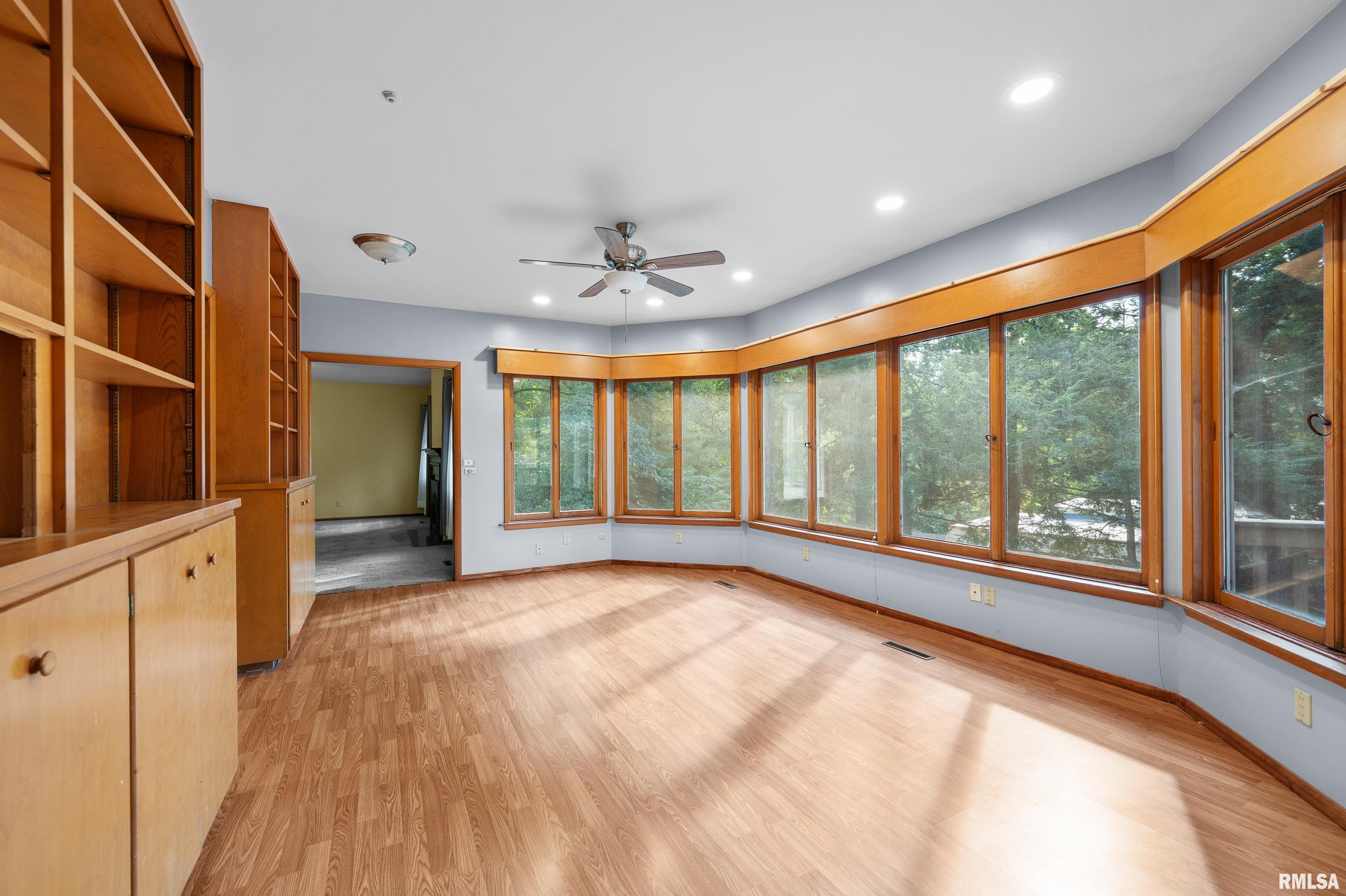 1121 2nd Avenue South Clinton, IA 52732 - Photo 9 of 42