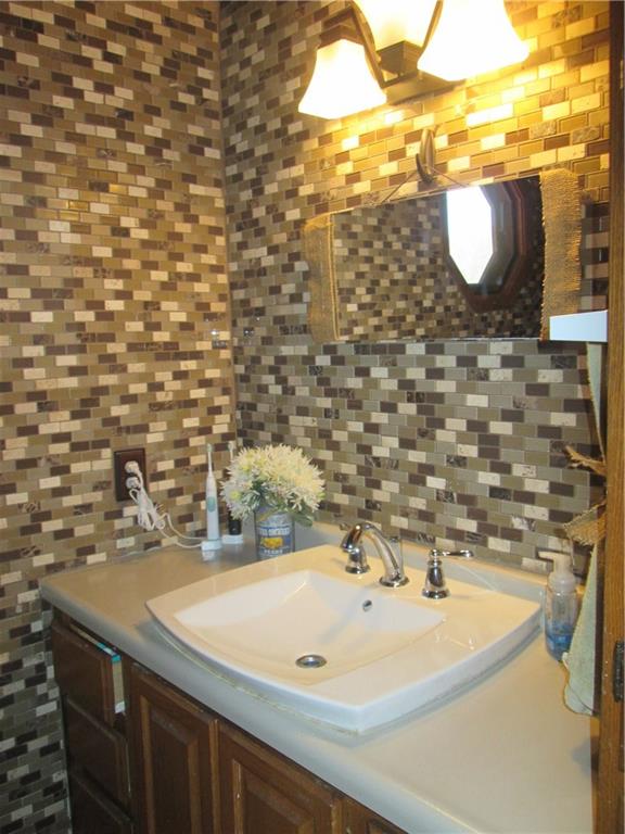 253 Becker Road Butler, PA 16002 - Photo 21 of 25