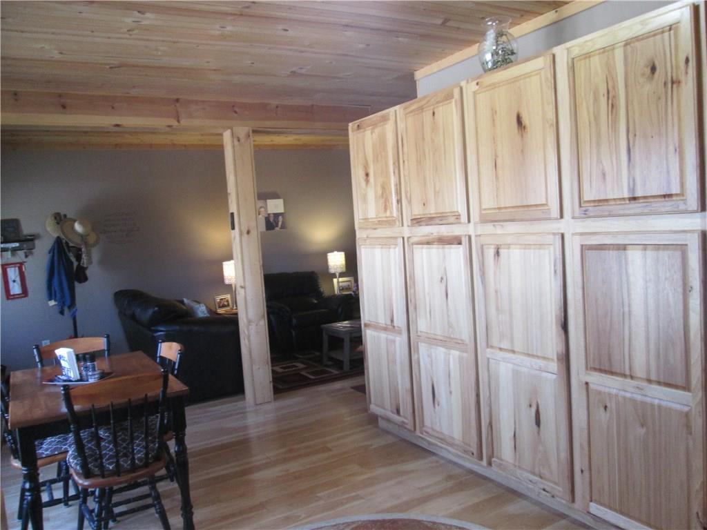 253 Becker Road Butler, PA 16002 - Photo 4 of 25