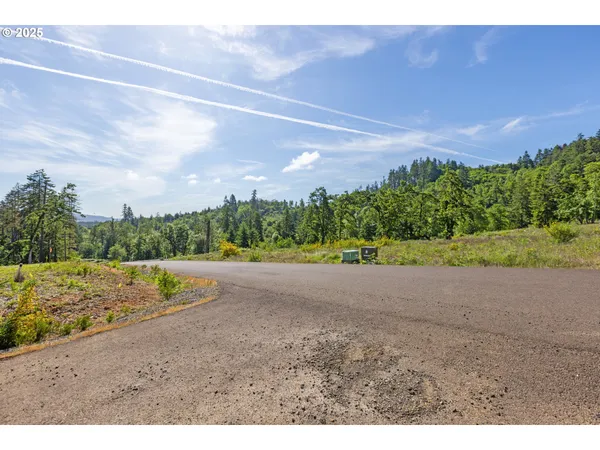 $579,000 | Spring Boulevard, Eugene, OR 97405