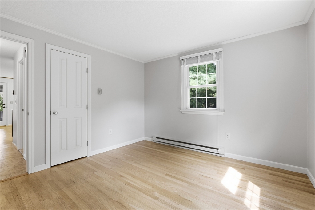 12 Hemlock Road Westford, MA 01886 - Photo 16 of 37
