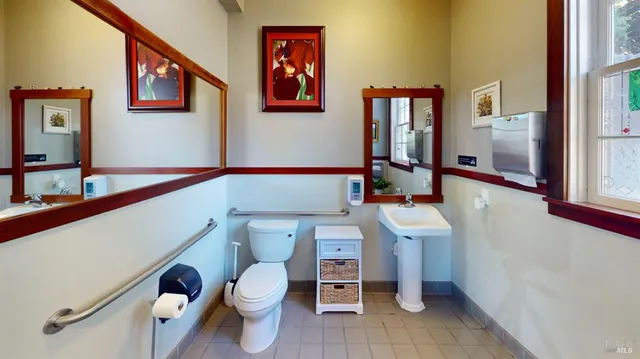 $1,249,000 | 380-378 Bohemian Highway, Sebastopol, CA 95472