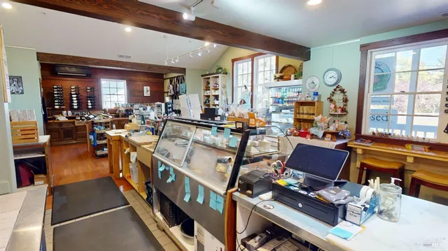 $1,249,000 | 380-378 Bohemian Highway, Sebastopol, CA 95472