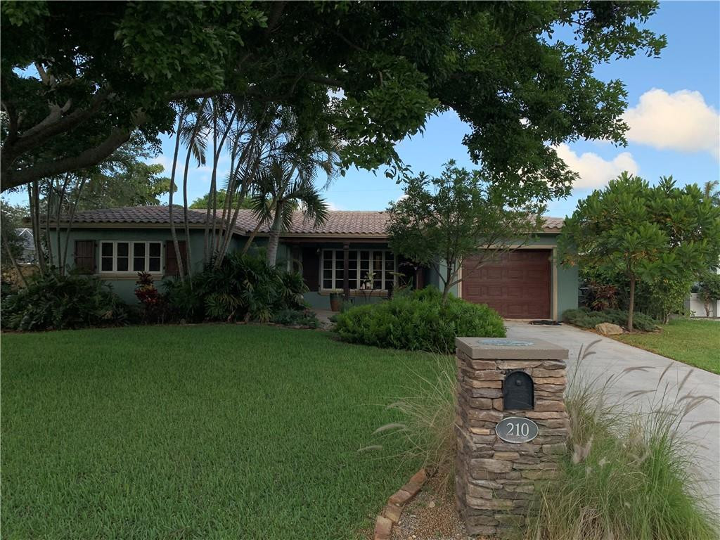 210 Northwest 6th Court Boca Raton, FL 33432 - Photo 5 of 50 Front of house