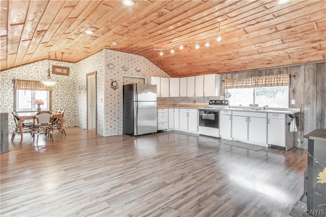 10615 Grandjean Lower Road Henderson, NY 13650 - Photo 8 of 38
