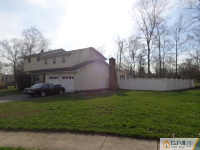 19 Boxwood Road Piscataway, NJ 08854 - Photo 2 of 24 Gallery Image 2