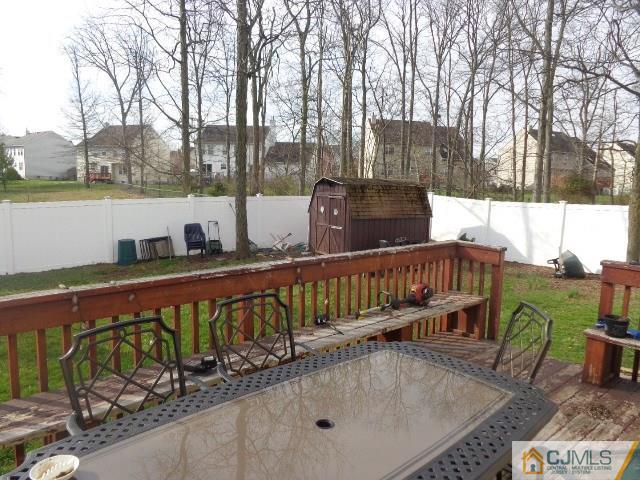 19 Boxwood Road Piscataway, NJ 08854 - Photo 20 of 24 Gallery Image 20
