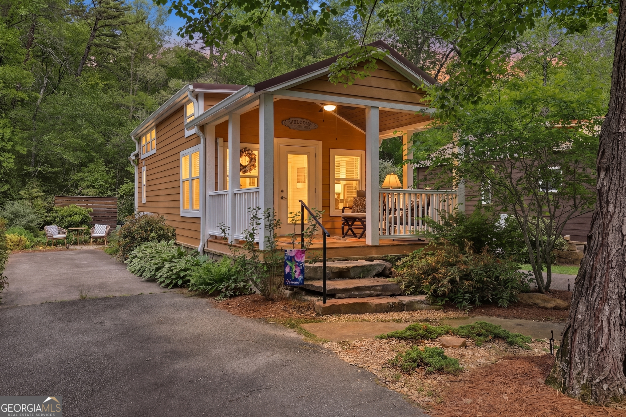 4960 Laurel Lodge Road Clarkesville, GA 30523 - Photo 2 of 41