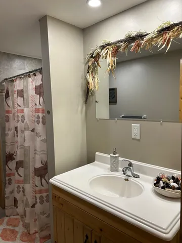 $575,000 | 33 Williams Lane, Wolcott, VT 05680