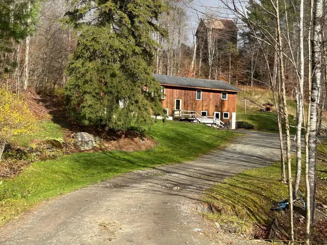 $575,000 | 33 Williams Lane, Wolcott, VT 05680