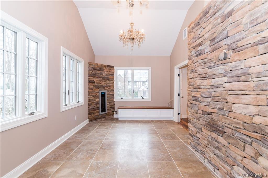 1 Elizabeth Road New Rochelle, NY 10804 - Photo 11 of 23 Gallery Image 11