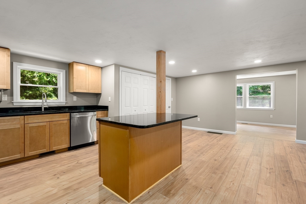 133 Little Alum Road Brimfield, MA 01010 - Photo 11 of 34
