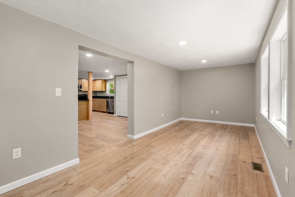 133 Little Alum Road Brimfield, MA 01010 - Photo 10 of 34