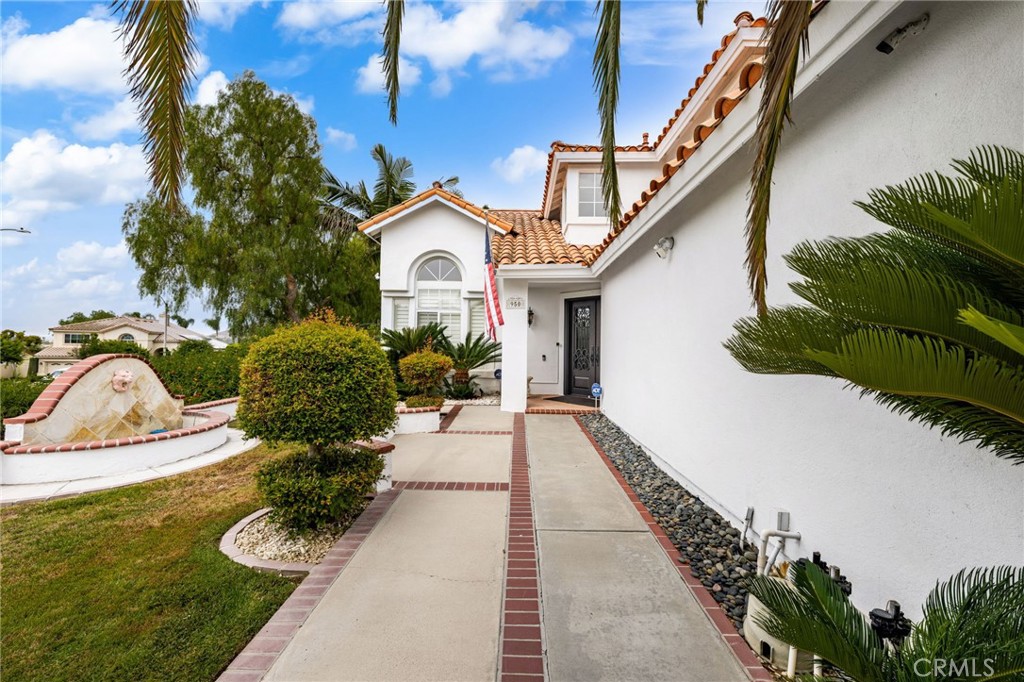950 Chantel Drive Corona, CA 92879 - Photo 4 of 27 a view of outdoor space and yard