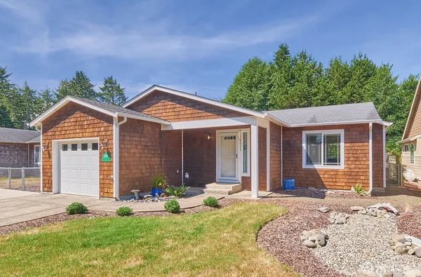 $395,000 | 30511 L Place, Ocean Park, WA 98640