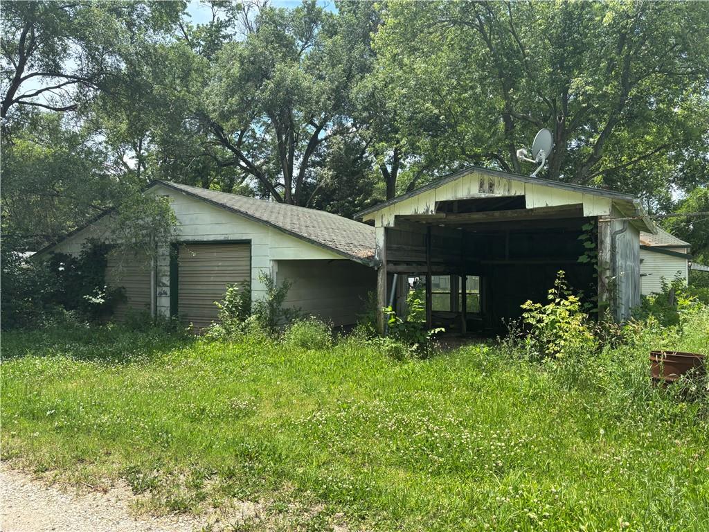 114 Schofield Street Waverly, KS 66871 - Photo 21 of 59