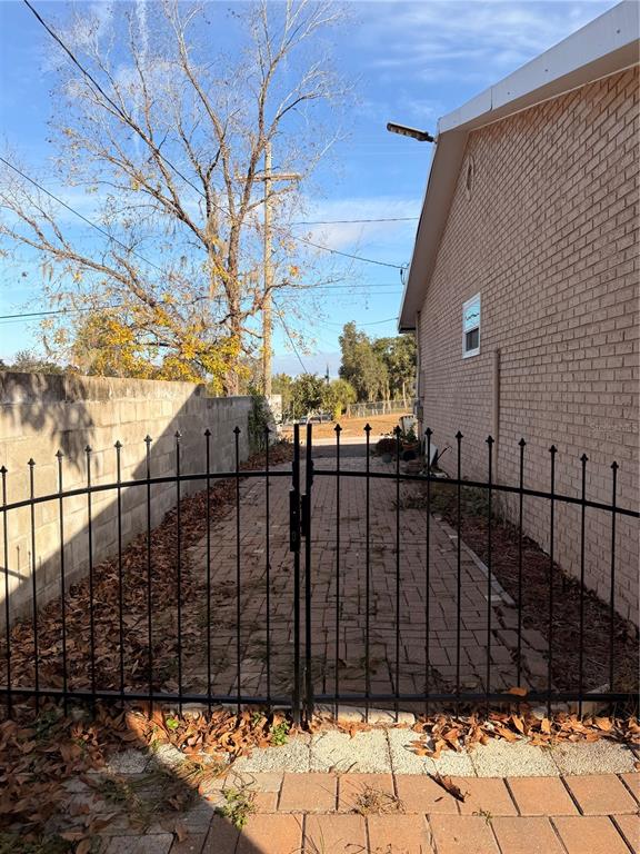 11401 McMullen Loop Riverview, FL 33569 - Photo 19 of 27