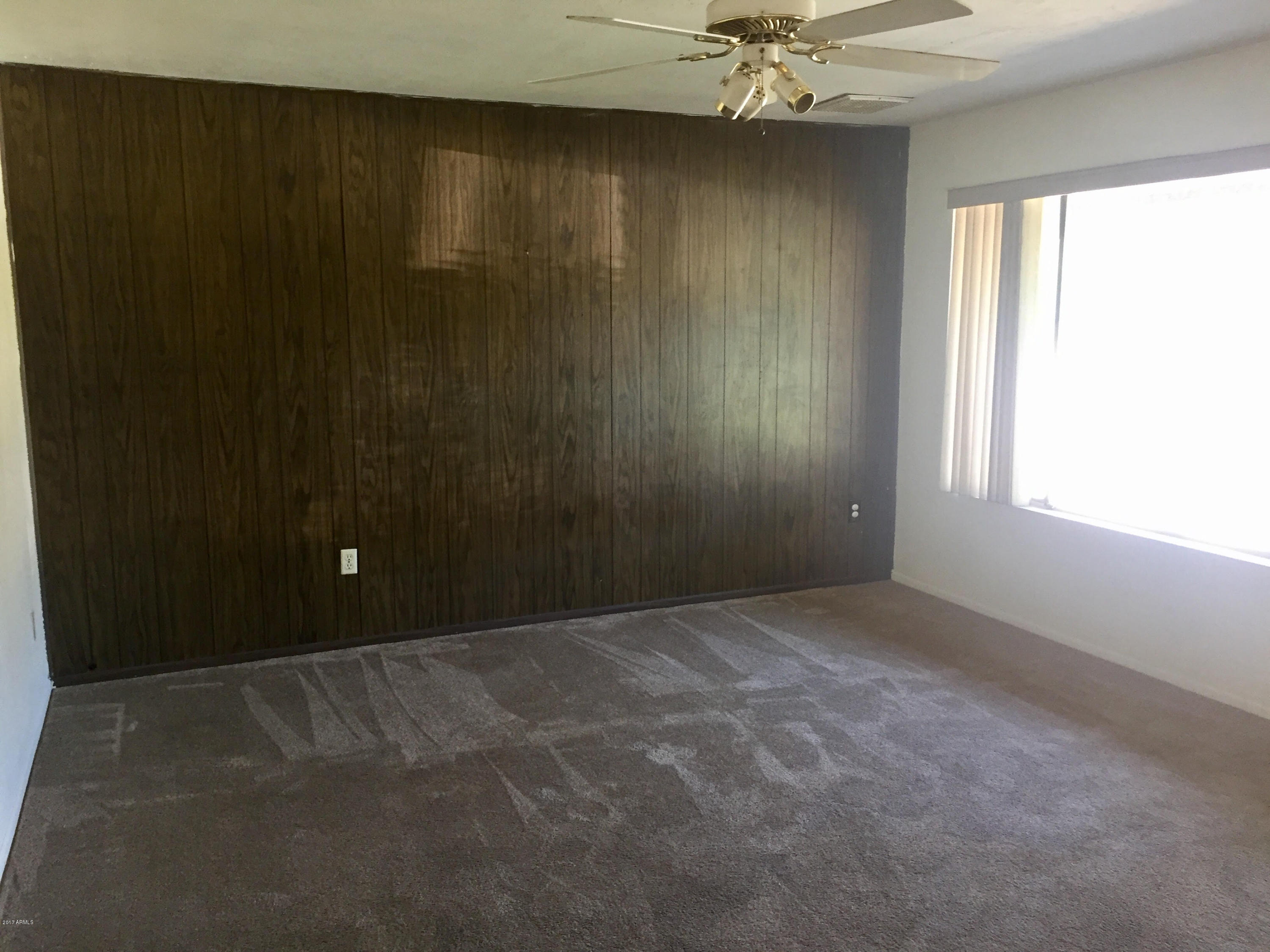 4821 West Berkeley Road Phoenix, AZ 85035 - Photo 2 of 10 Living Room