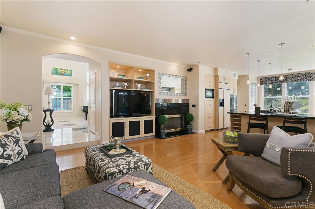 4802 Riding Ridge Road San Diego, CA 92130 - Photo 15 of 25