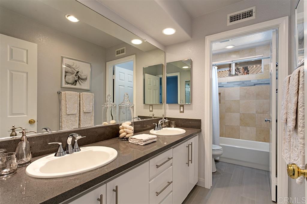 4802 Riding Ridge Road San Diego, CA 92130 - Photo 21 of 25