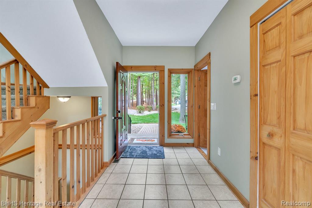 3754 Brighton Road Howell, MI 48843 - Photo 5 of 62