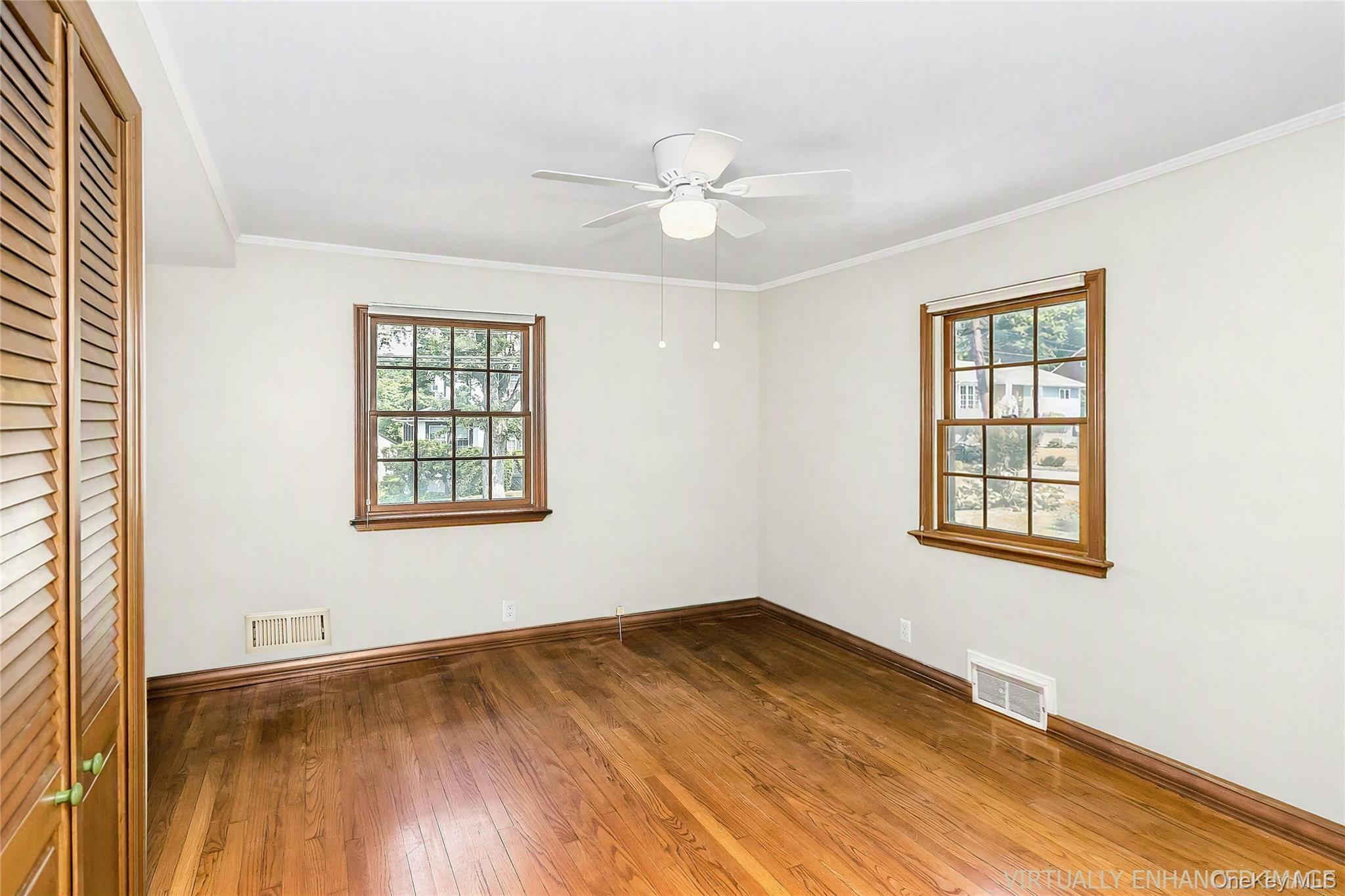 26 Ridge Drive Manhasset, NY 11030 - Photo 14 of 35 Gallery Image 14