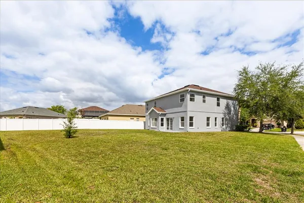 $549,900 | 11062 Prairie Hawk Drive, Orlando, FL 32837