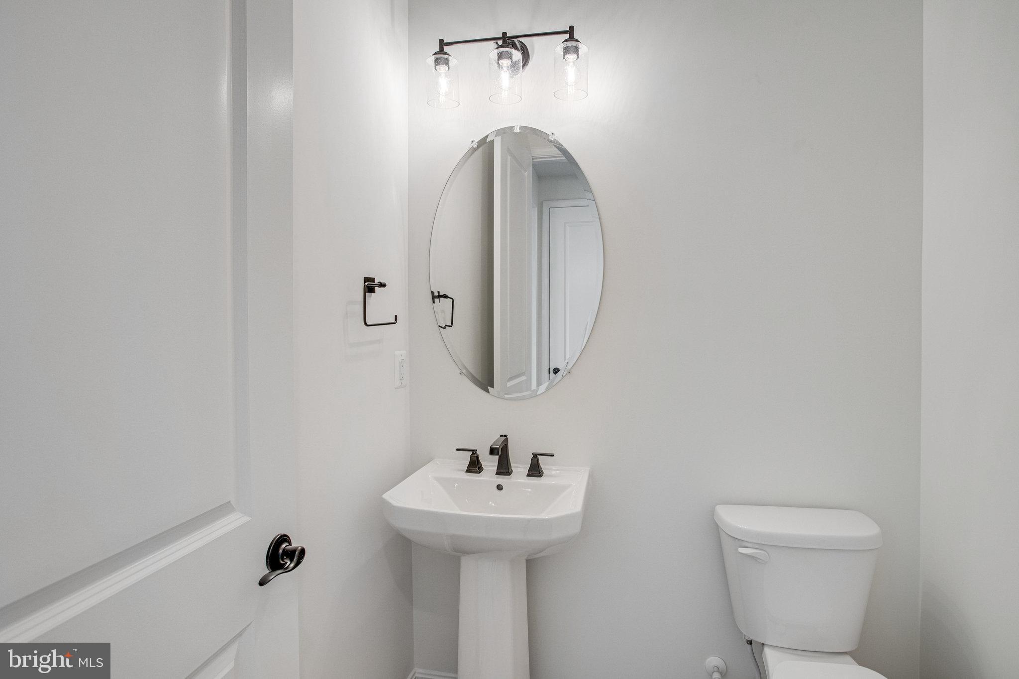 7099 Resolution Way Ruther Glen, VA 22546 - Photo 12 of 49