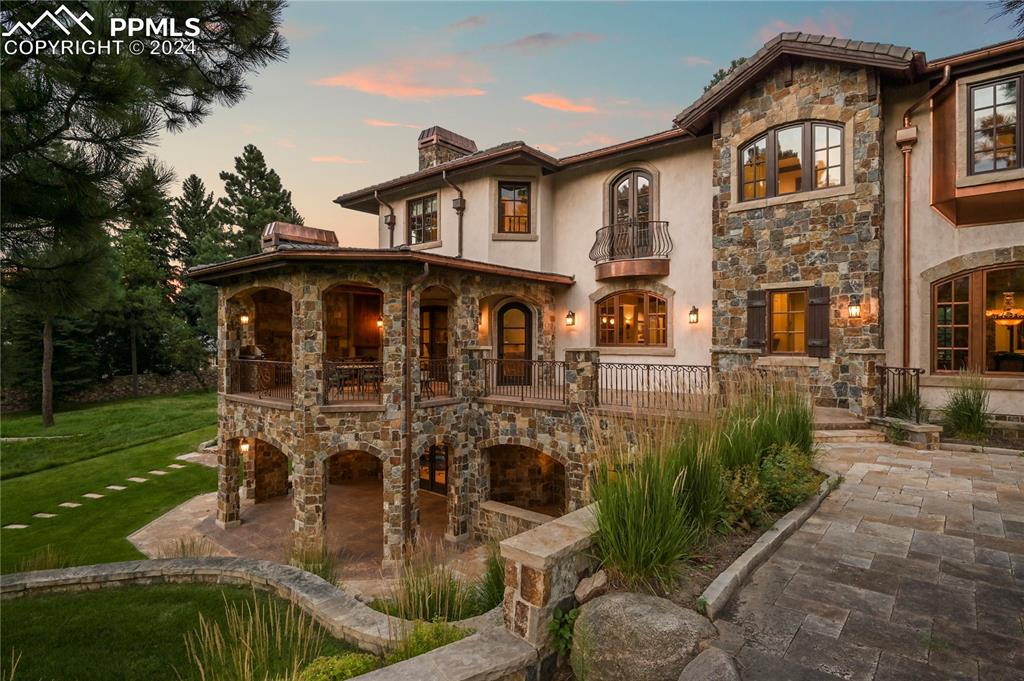 22 Crossland Road Colorado Springs, CO 80906 - Photo 39 of 49 a front view of a house with garden