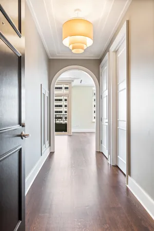 $9,000 | 118 East Erie Street, Unit 18B, Chicago, IL 60611