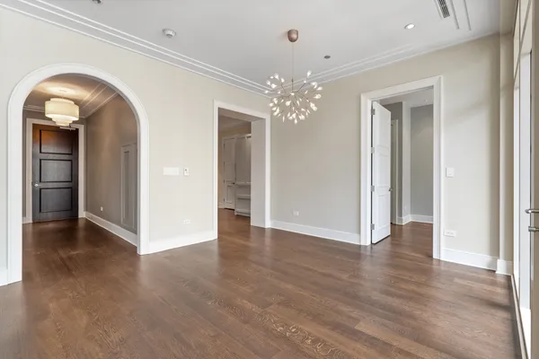 $9,000 | 118 East Erie Street, Unit 18B, Chicago, IL 60611