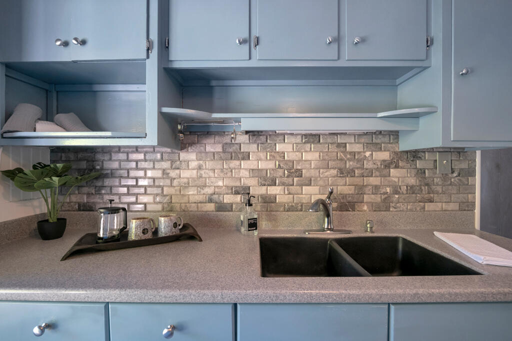 2616 Las Positas Road Santa Barbara, CA 93105 - Photo 18 of 63 2616 Las Positas Rd-HsHProd-72