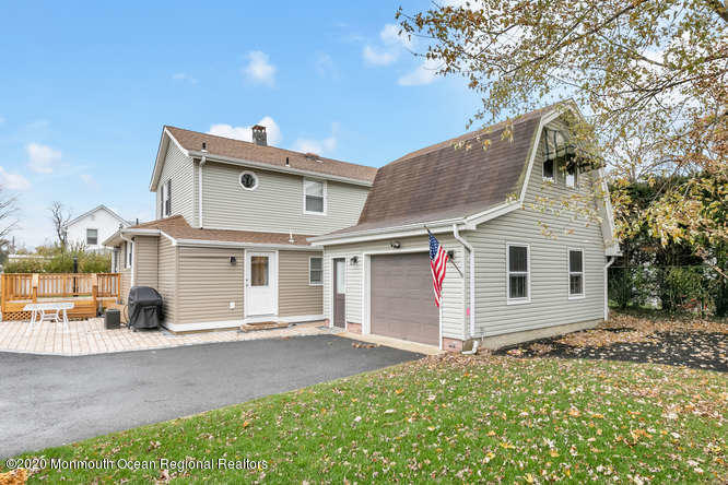 519 1/2 St Clair Avenue Spring Lake, NJ 07762 - Photo 22 of 26 519 12 St Clair Ave Spring-small-022-026