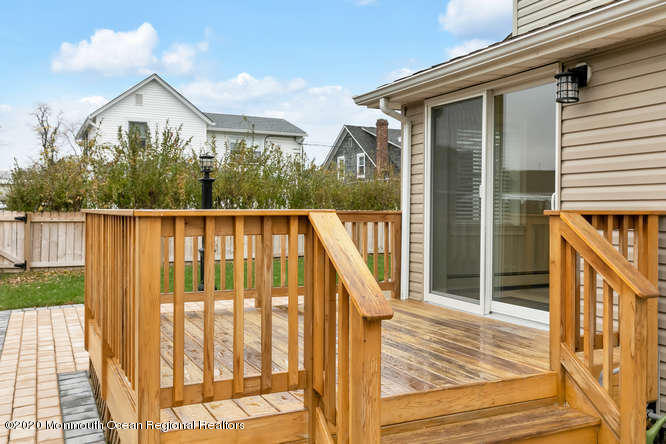 519 1/2 St Clair Avenue Spring Lake, NJ 07762 - Photo 24 of 26 519 12 St Clair Ave Spring-small-024-008