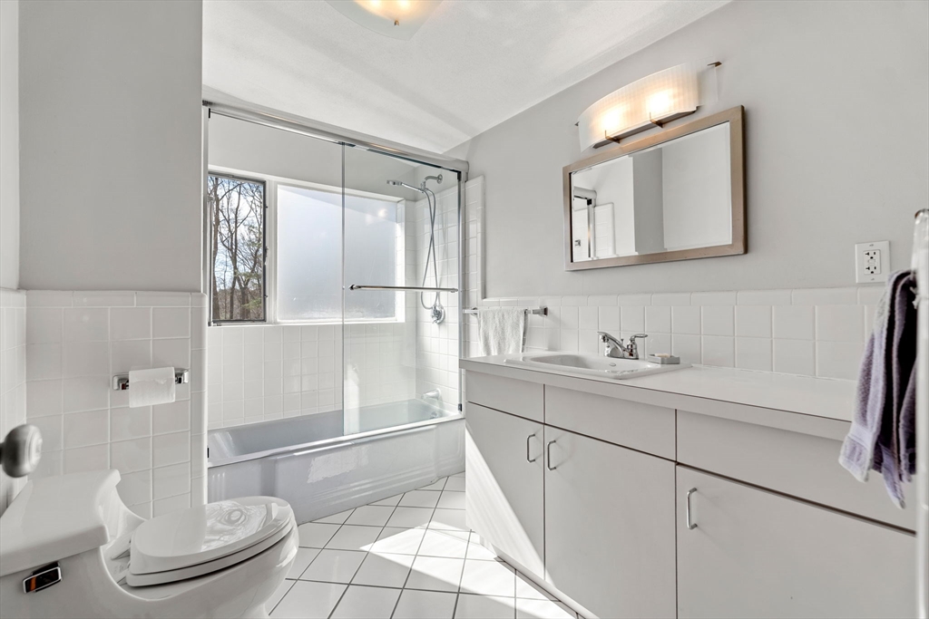 7 Gould Road Lexington, MA 02420 - Photo 23 of 35