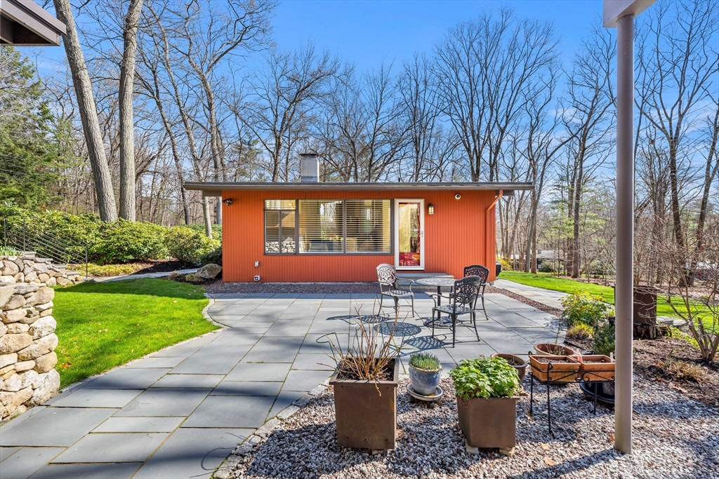 7 Gould Road Lexington, MA 02420 - Photo 9 of 35