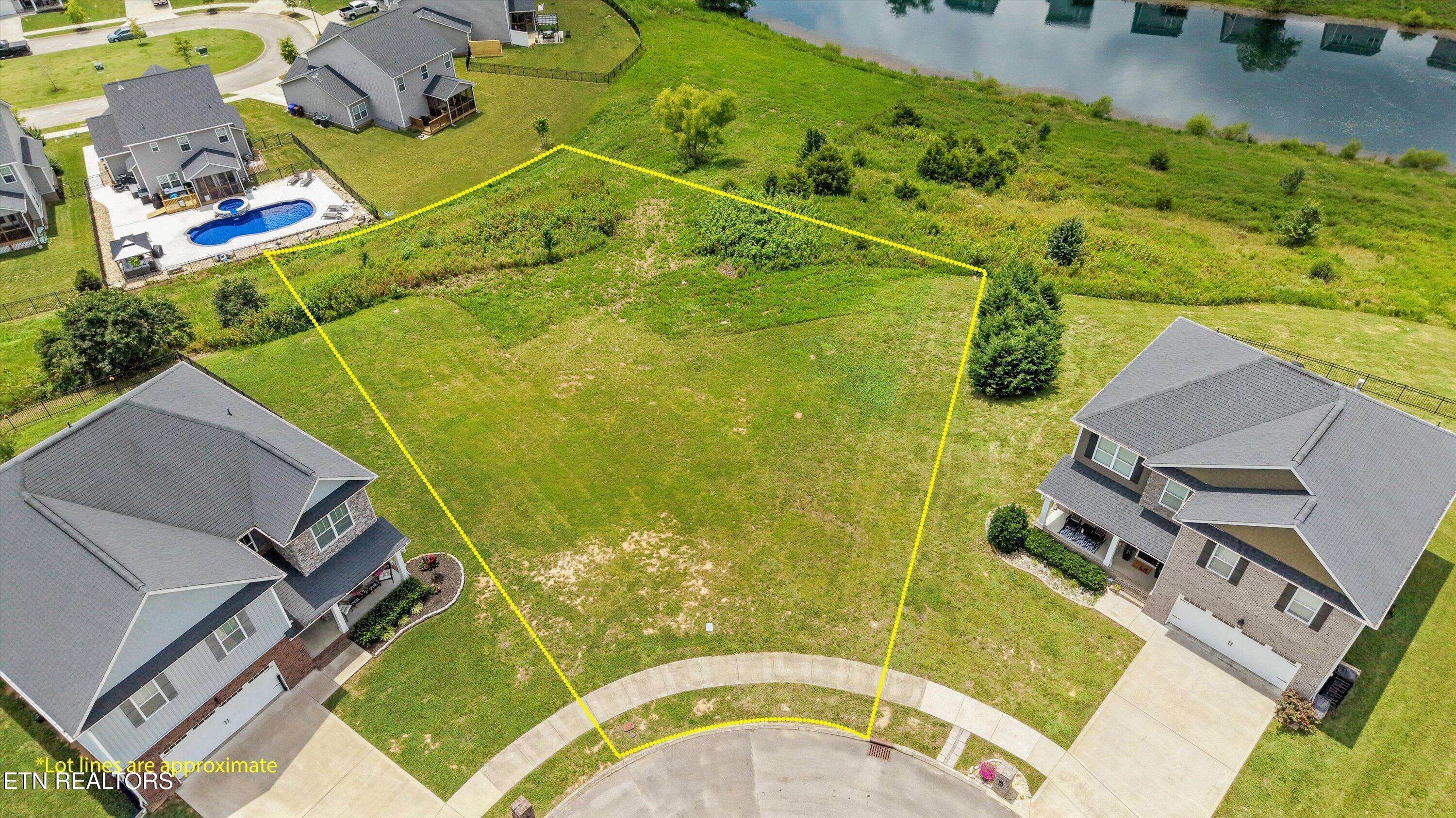 104 Duncanberry Court Oak Ridge, TN 37830 - Photo 1 of 15 02-104 Duncanberry Ct04