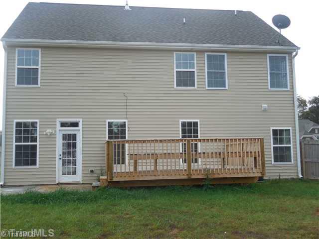 3535 Lamplight Way High Point, NC 27265 - Photo 3 of 16 Exterior Back.