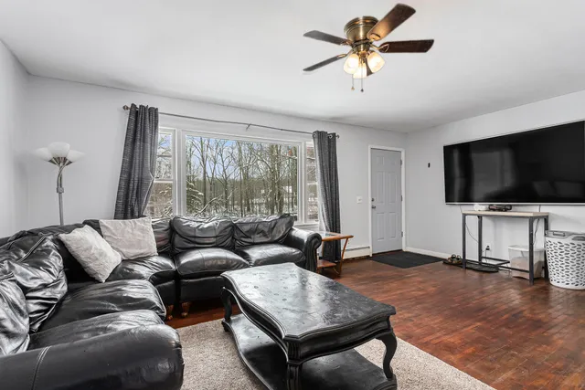 $315,000 | 13774 Shaftsburg Road, Perry, MI 48872