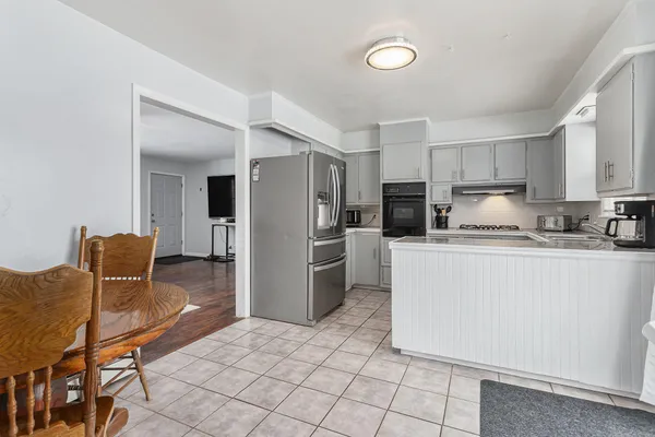 $290,000 | 13774 Shaftsburg Road, Perry, MI 48872