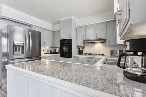 $290,000 | 13774 Shaftsburg Road, Perry, MI 48872