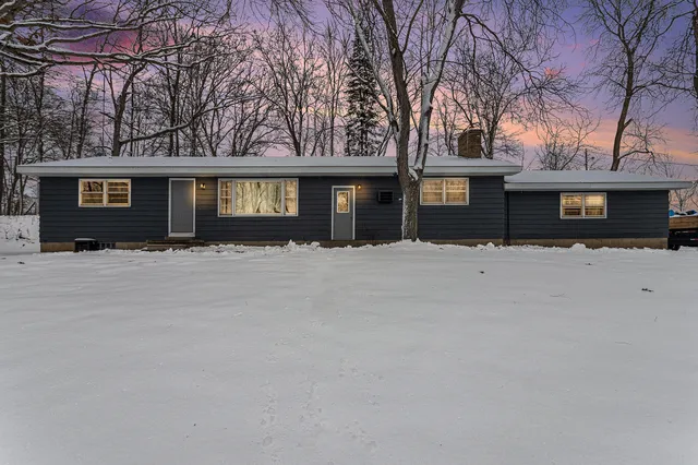 $315,000 | 13774 Shaftsburg Road, Perry, MI 48872