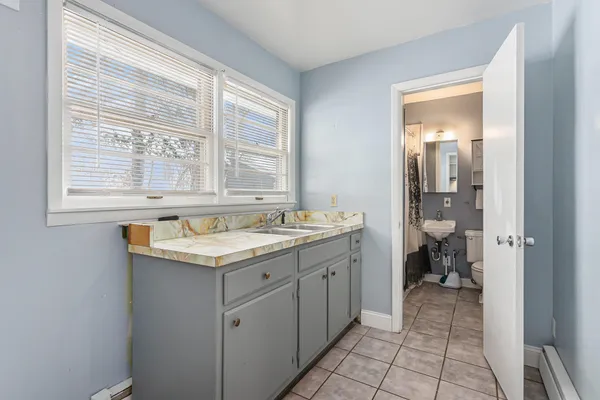 $290,000 | 13774 Shaftsburg Road, Perry, MI 48872