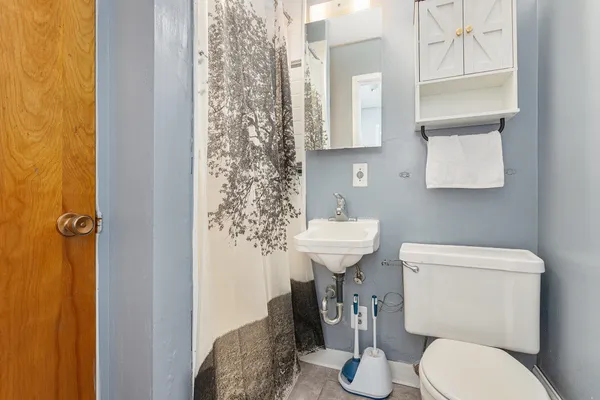 $290,000 | 13774 Shaftsburg Road, Perry, MI 48872