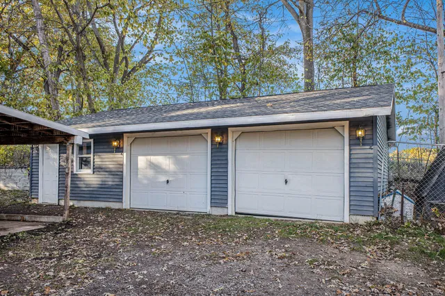 $315,000 | 13774 Shaftsburg Road, Perry, MI 48872