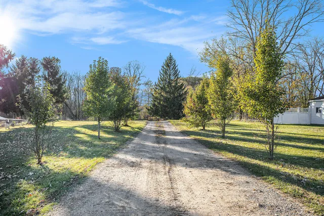 $315,000 | 13774 Shaftsburg Road, Perry, MI 48872