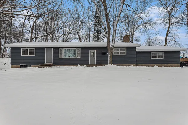 $290,000 | 13774 Shaftsburg Road, Perry, MI 48872