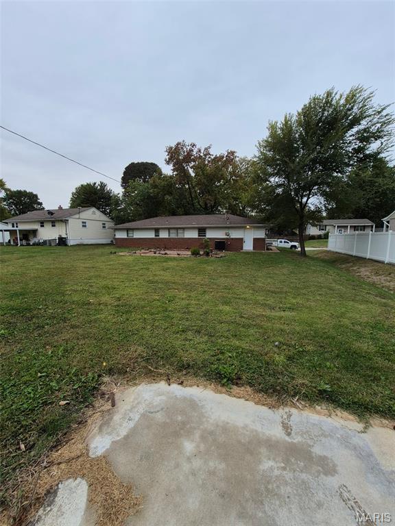 22 Hampton Drive Fairview Heights, IL 62208 - Photo 2 of 7