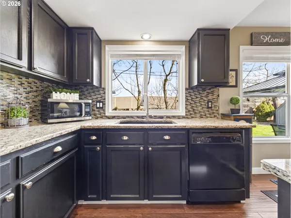 $695,000 | 20517 Southwest 98th Court, Tualatin, OR 97062