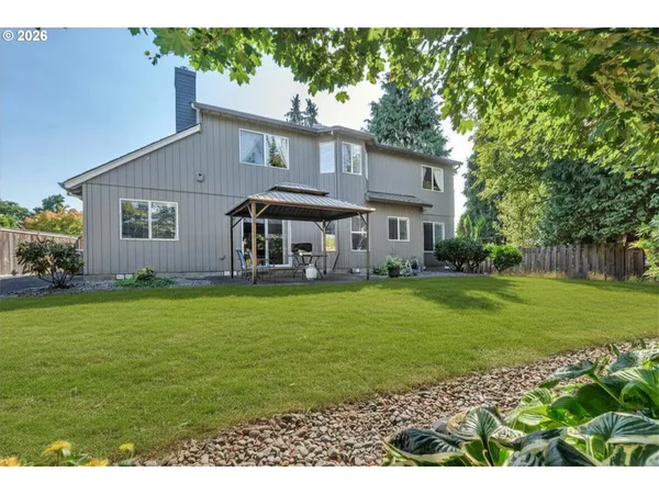 $695,000 | 20517 Southwest 98th Court, Tualatin, OR 97062